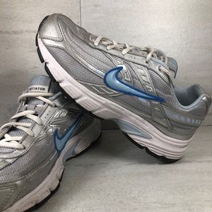 Nike Initiator Women SZ 7.5 Walk Run Comfort Shoes
